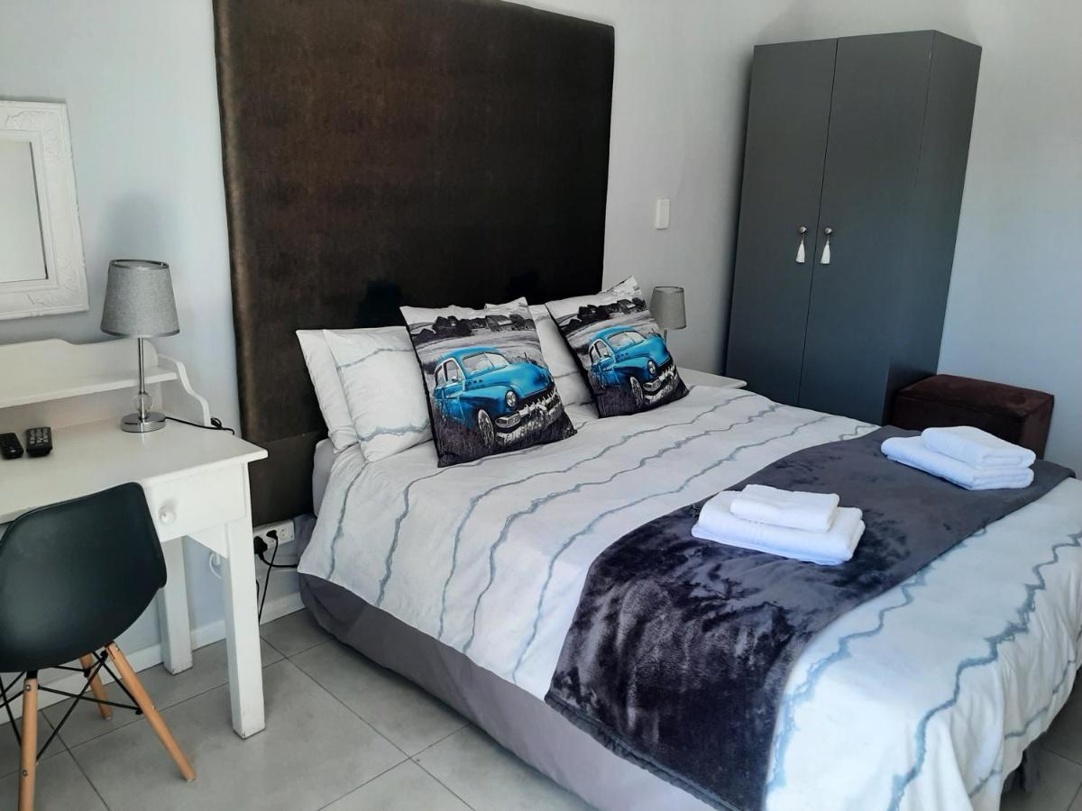 Croeso Guest House Langebaan Extérieur photo