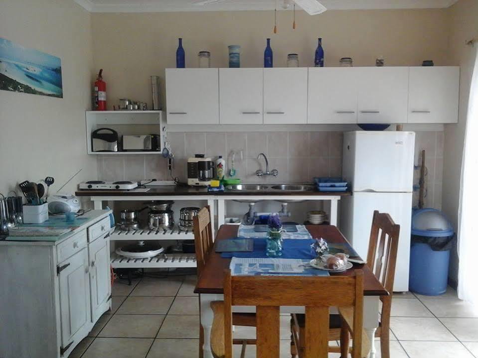 Croeso Guest House Langebaan Extérieur photo