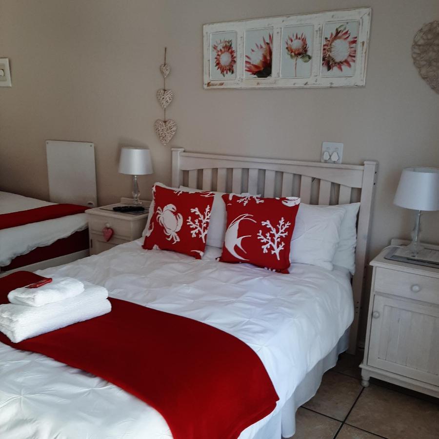 Croeso Guest House Langebaan Extérieur photo